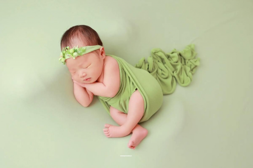 江门宝宝拍嗝吐奶